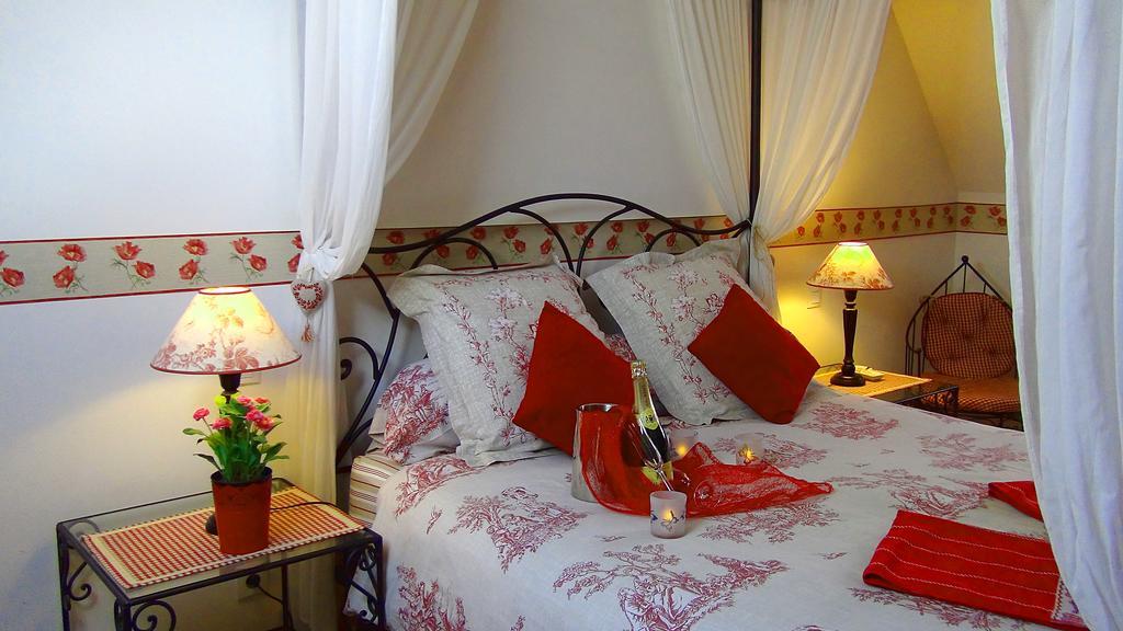 Le Clos Des Tilleuls La Vendelee Номер фото