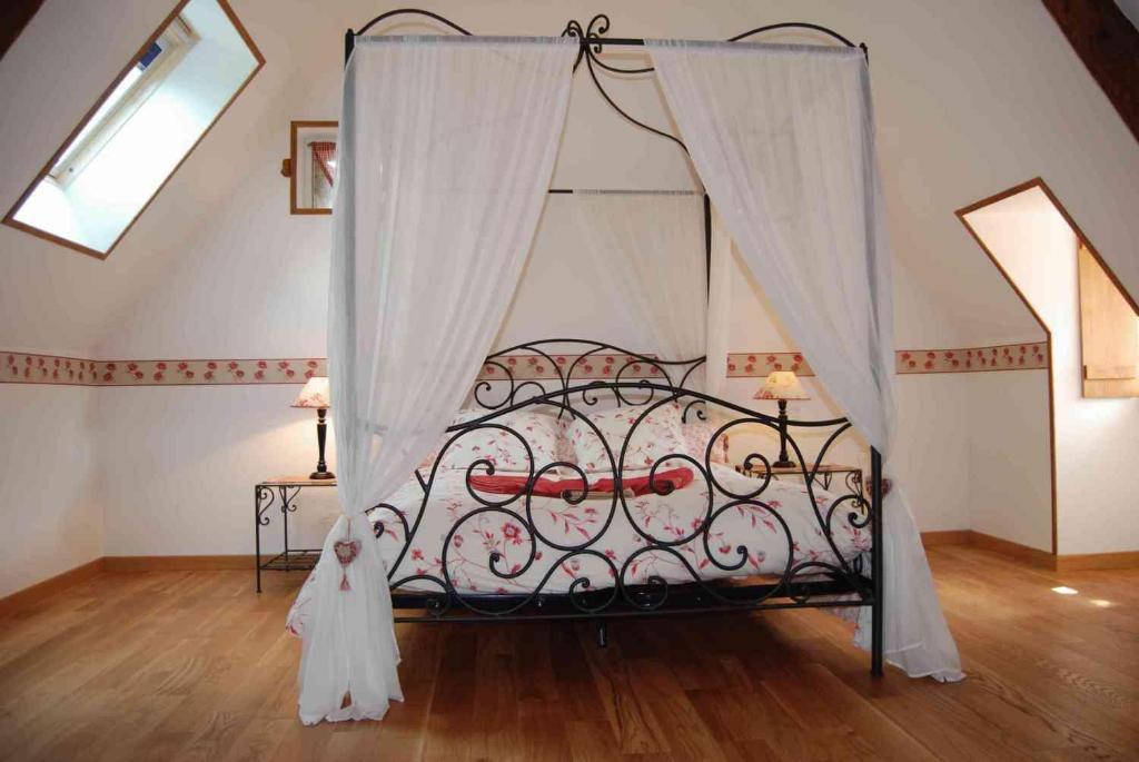 Le Clos Des Tilleuls La Vendelee Экстерьер фото